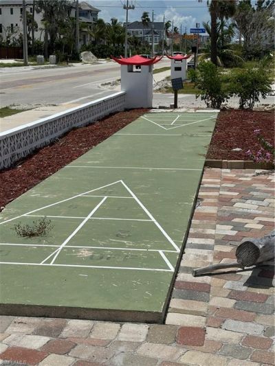 106 Hibiscus Dr, Fort Myers Beach, FL 33931 Photo