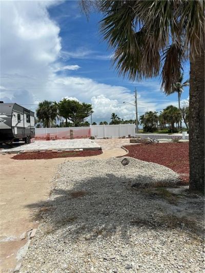 106 Hibiscus Dr, Fort Myers Beach, FL 33931 Photo