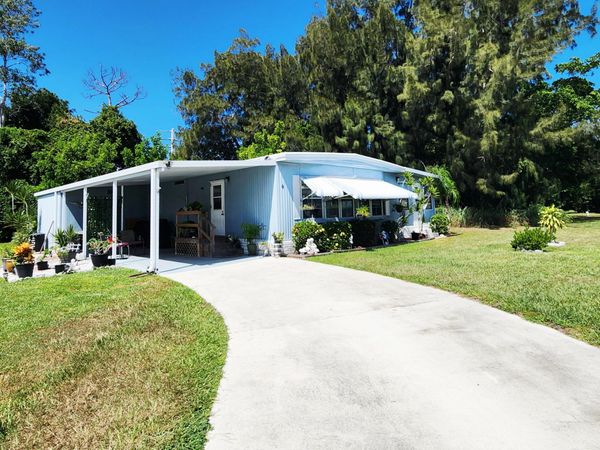 6 Angelita, Port St. Lucie, FL 34952