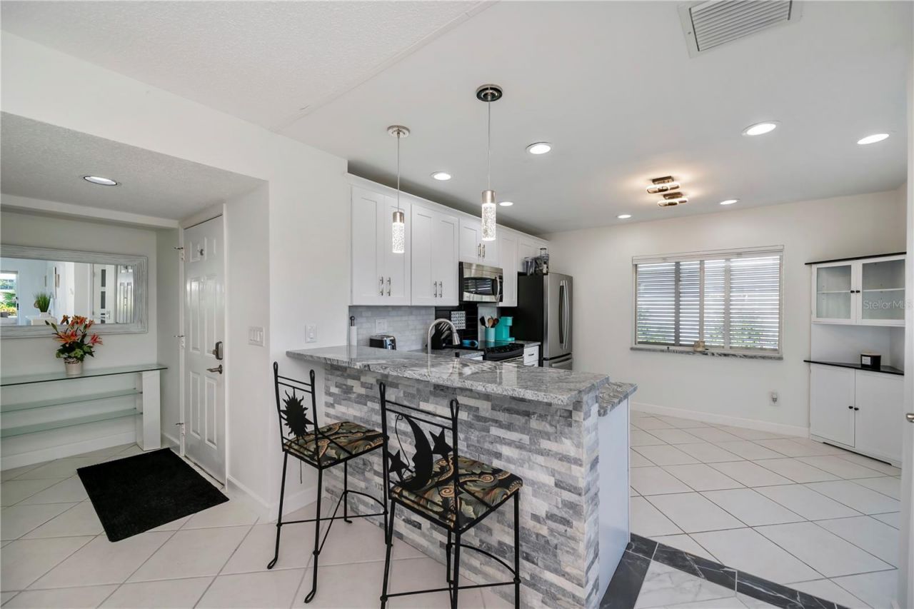 262 Cerromar Way S, Unit 53, Venice, FL 34293 Photo