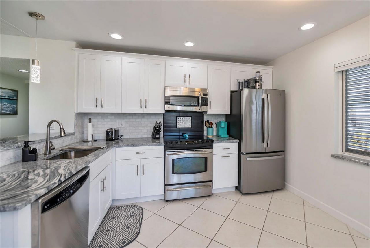 262 Cerromar Way S, Unit 53, Venice, FL 34293 Photo