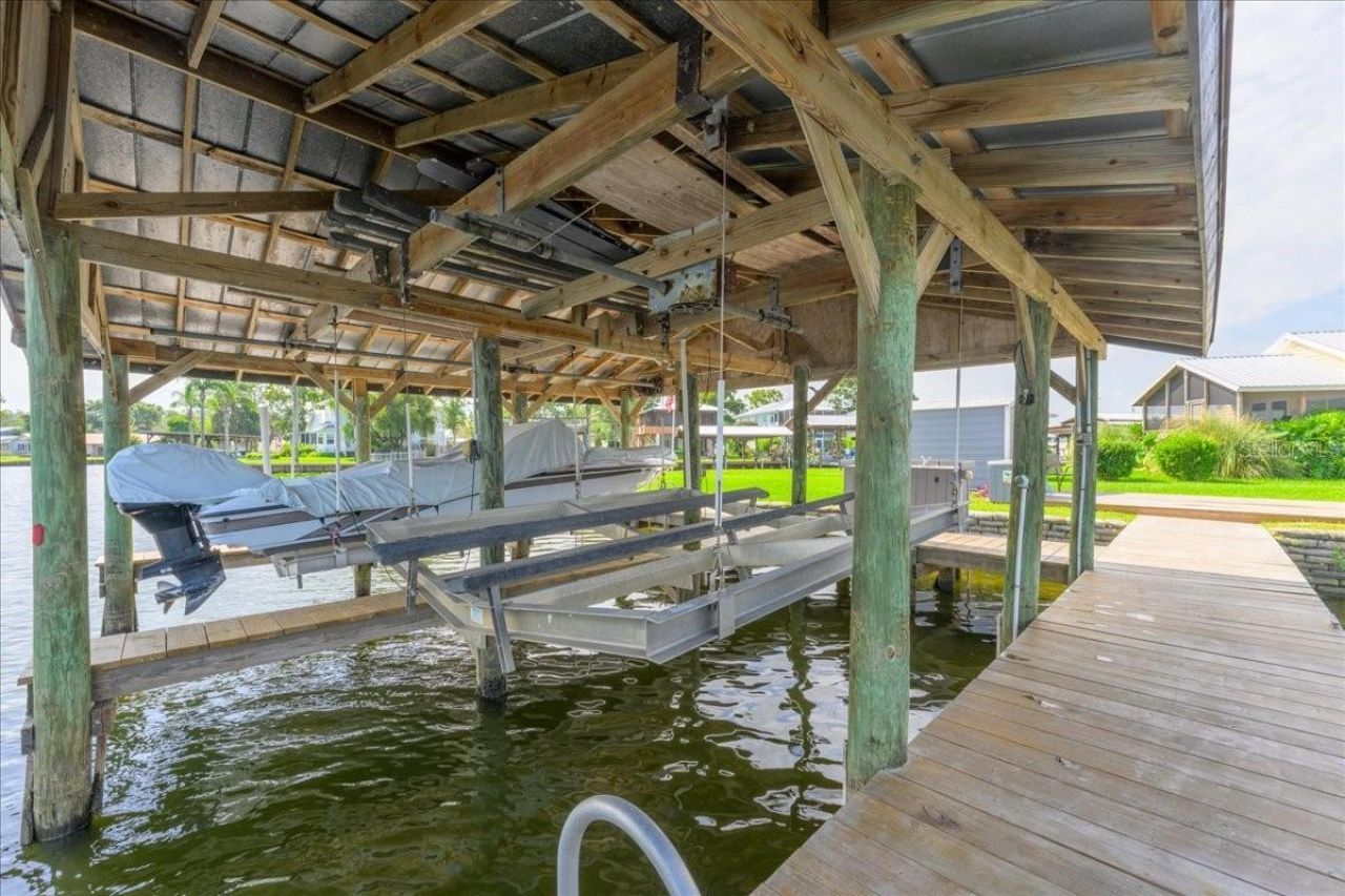 164 Moonlite Drive, Welaka, FL 32193 Photo