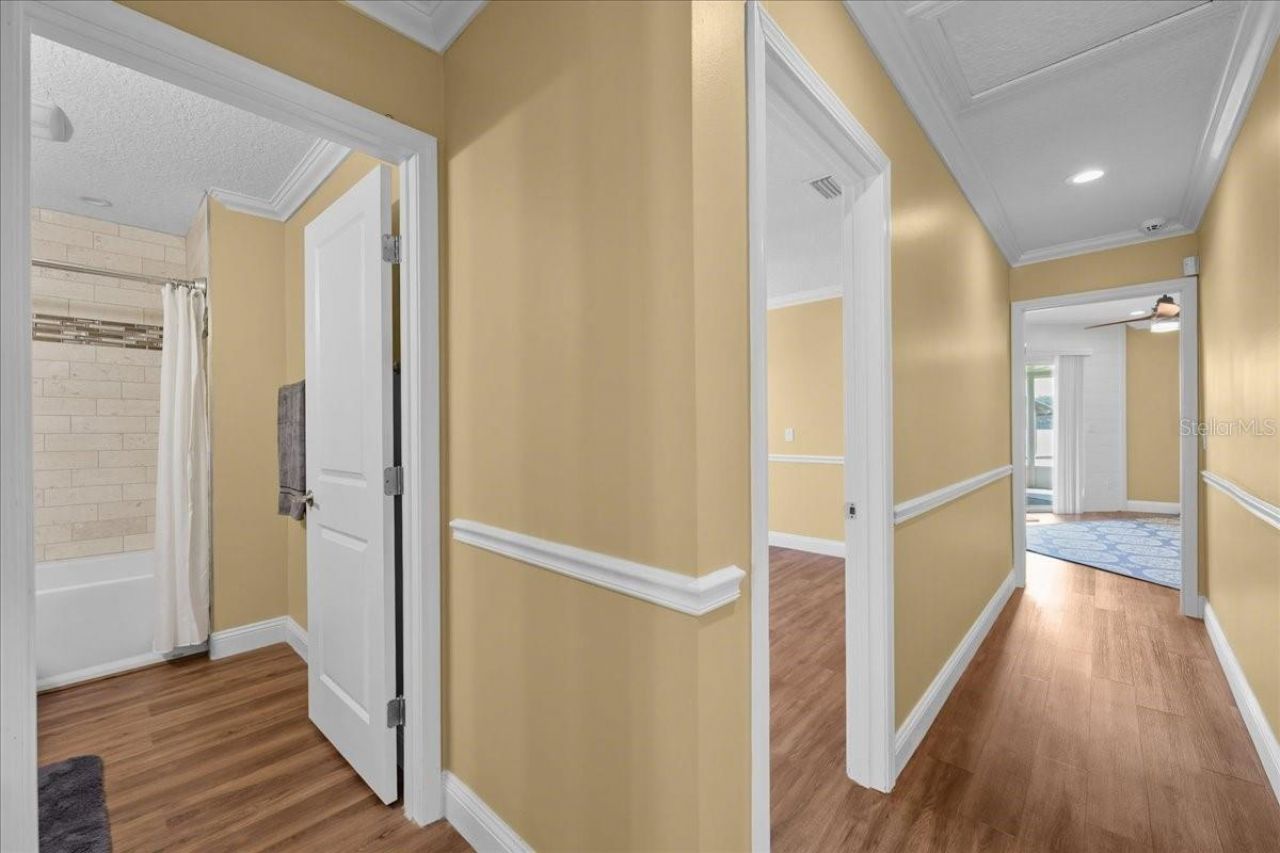 164 Moonlite Drive, Welaka, FL 32193 Photo