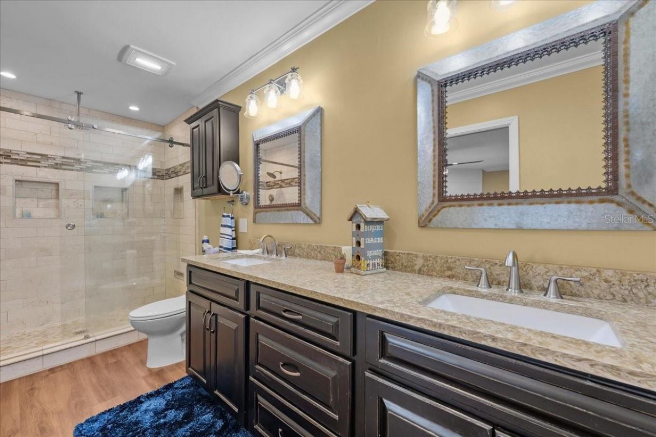 164 Moonlite Drive, Welaka, FL 32193 Photo