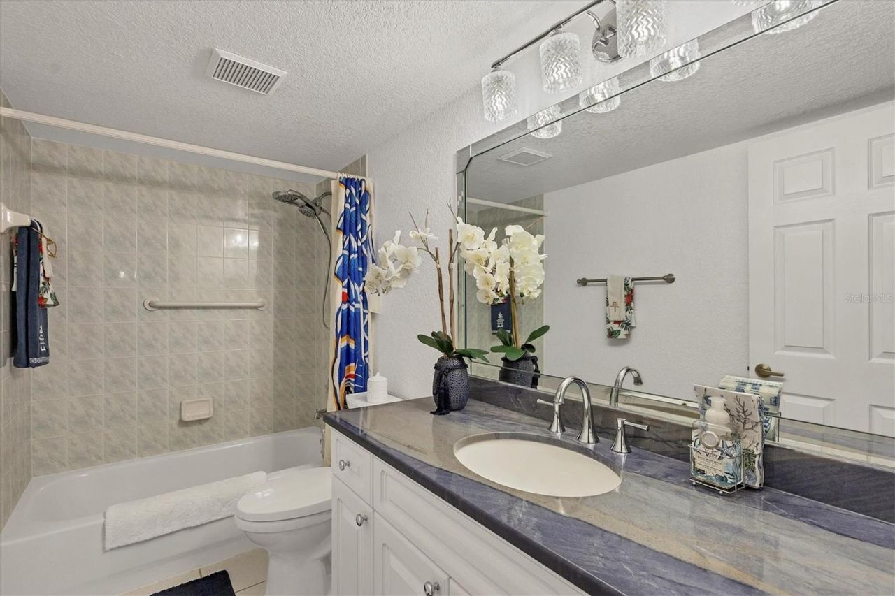 1250 W Marion Avenue, Unit 122, Punta Gorda, FL 33950 Photo