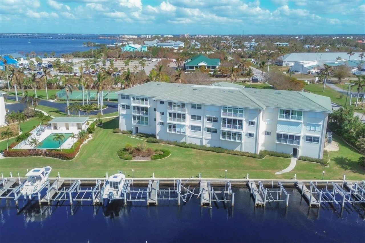 1250 W Marion Avenue, Unit 122, Punta Gorda, FL 33950 Photo