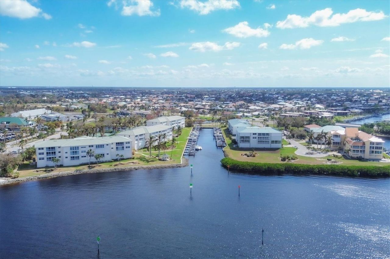 1250 W Marion Avenue, Unit 122, Punta Gorda, FL 33950 Photo