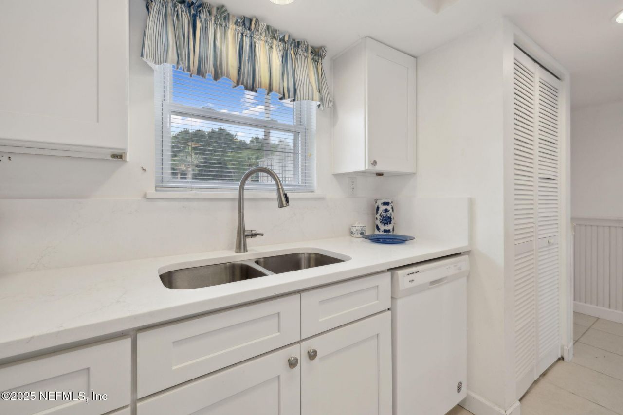 125 River Bend Place, Unit BLD. D, Welaka, FL 32193 Photo