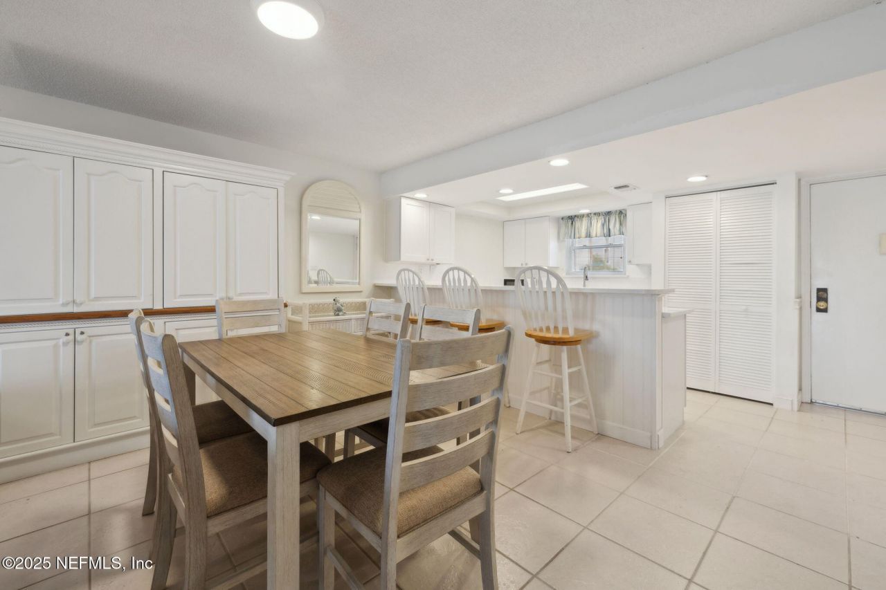 125 River Bend Place, Unit BLD. D, Welaka, FL 32193 Photo