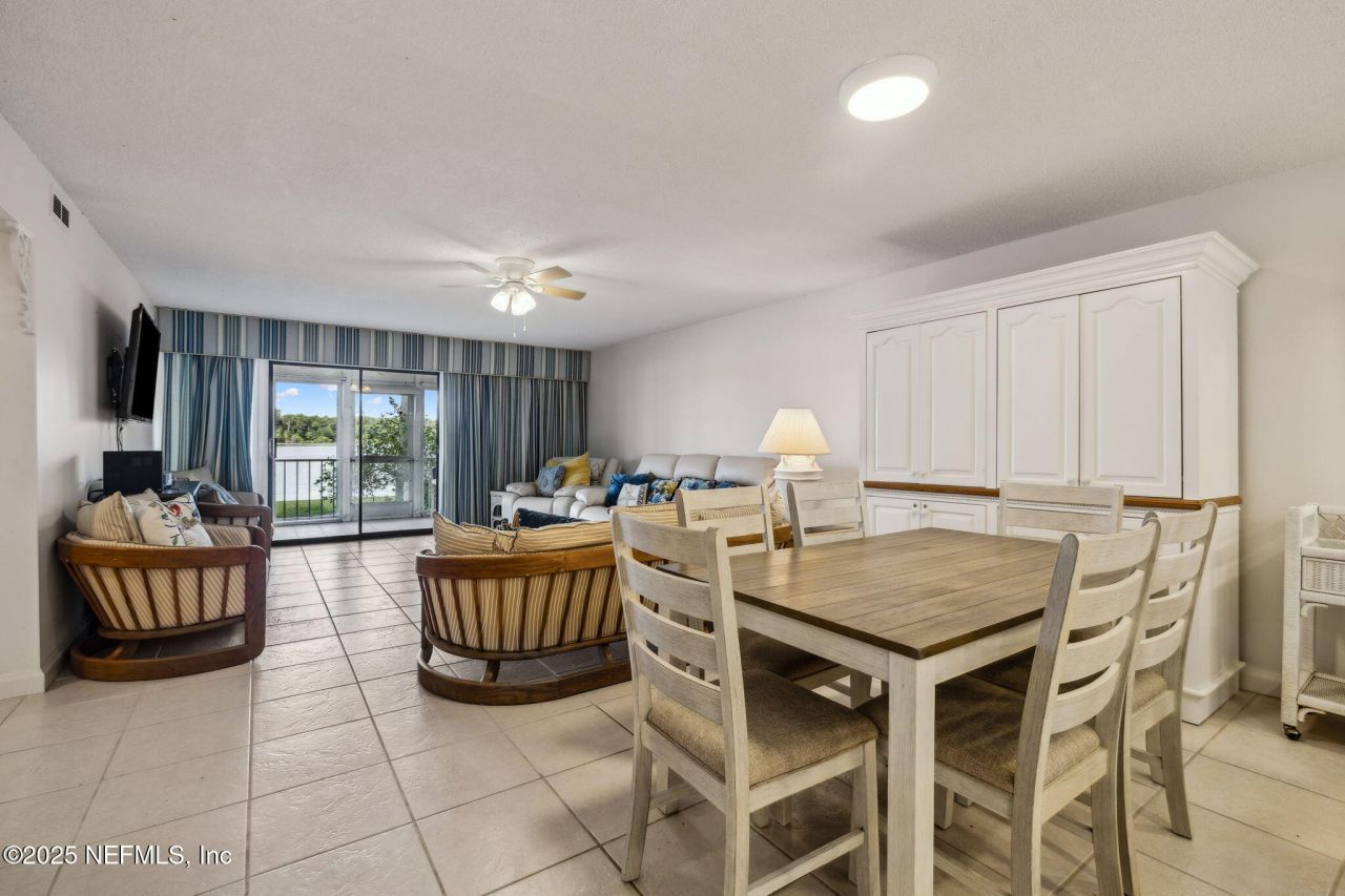 125 River Bend Place, Unit BLD. D, Welaka, FL 32193 Photo