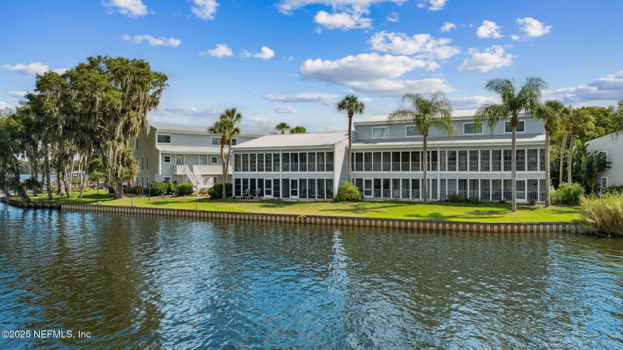 125 River Bend Place, Unit BLD. D, Welaka, FL 32193 Photo