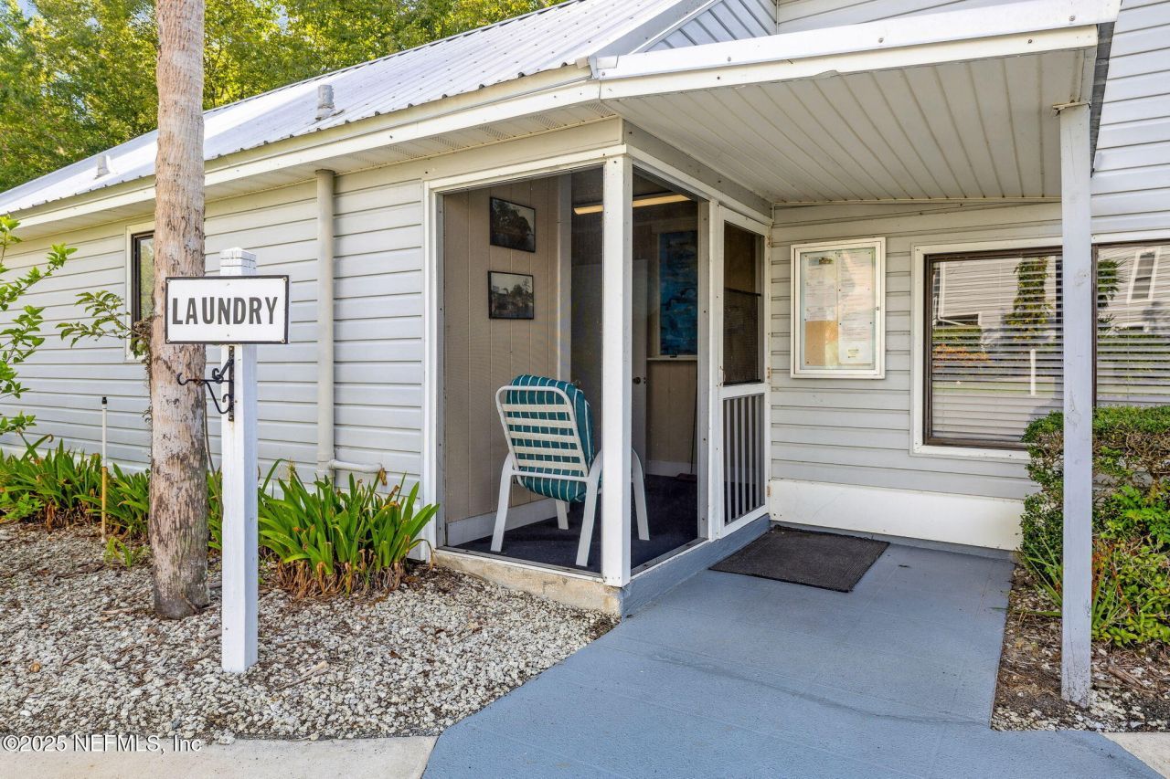 125 River Bend Place, Unit BLD. D, Welaka, FL 32193 Photo