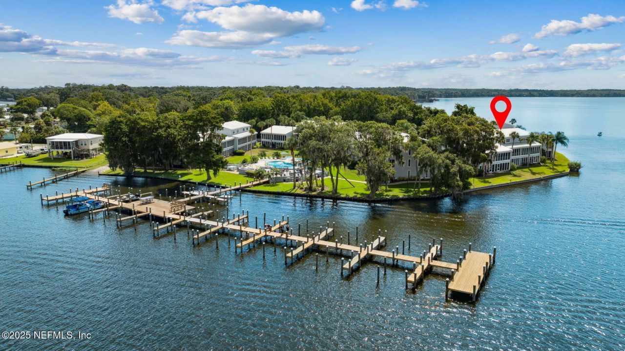 125 River Bend Place, Unit BLD. D, Welaka, FL 32193 Photo