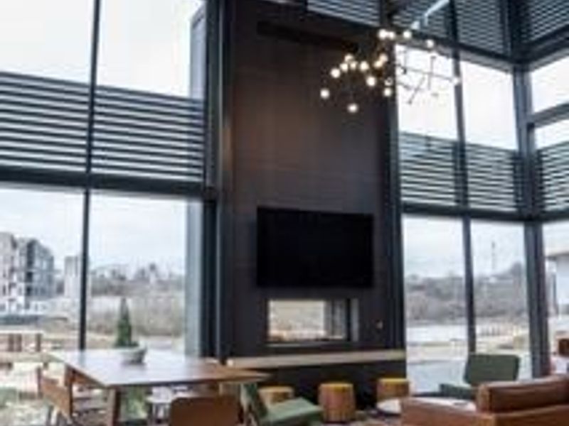 2374 Quarry Trails Drive, Columbus, OH 43228 Photo 8