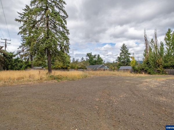 TA 421203 SW Philomath Bl, Corvallis, OR 97333