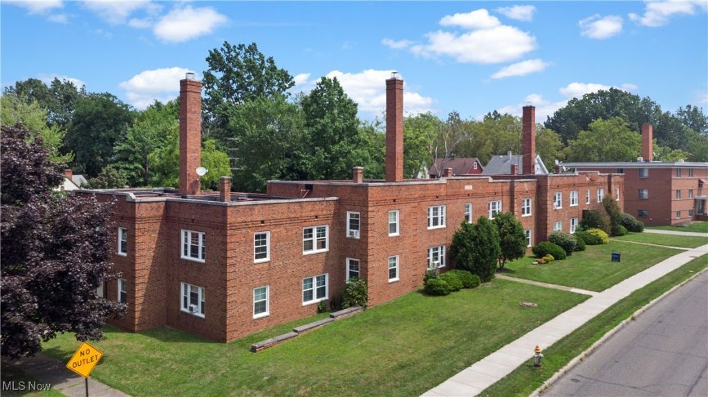 2521 Noble Road, Cleveland Heights, OH 44121 Main Photo