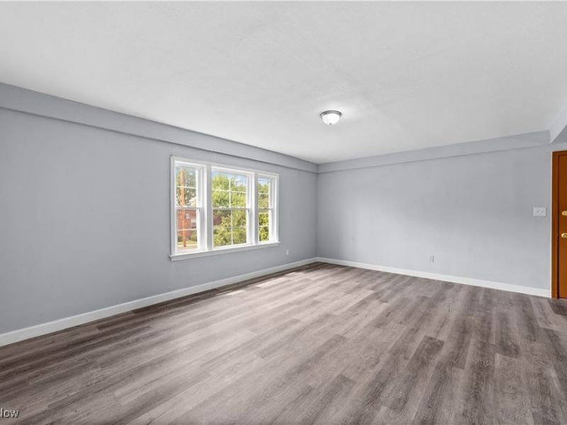 2521 Noble Road, Cleveland Heights, OH 44121 Photo 7