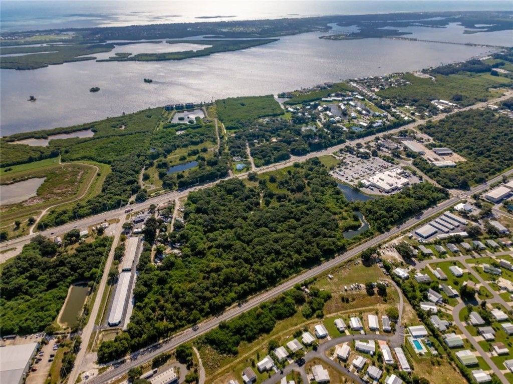 9757 N Us Highway 1, Sebastian, FL 32958 Photo