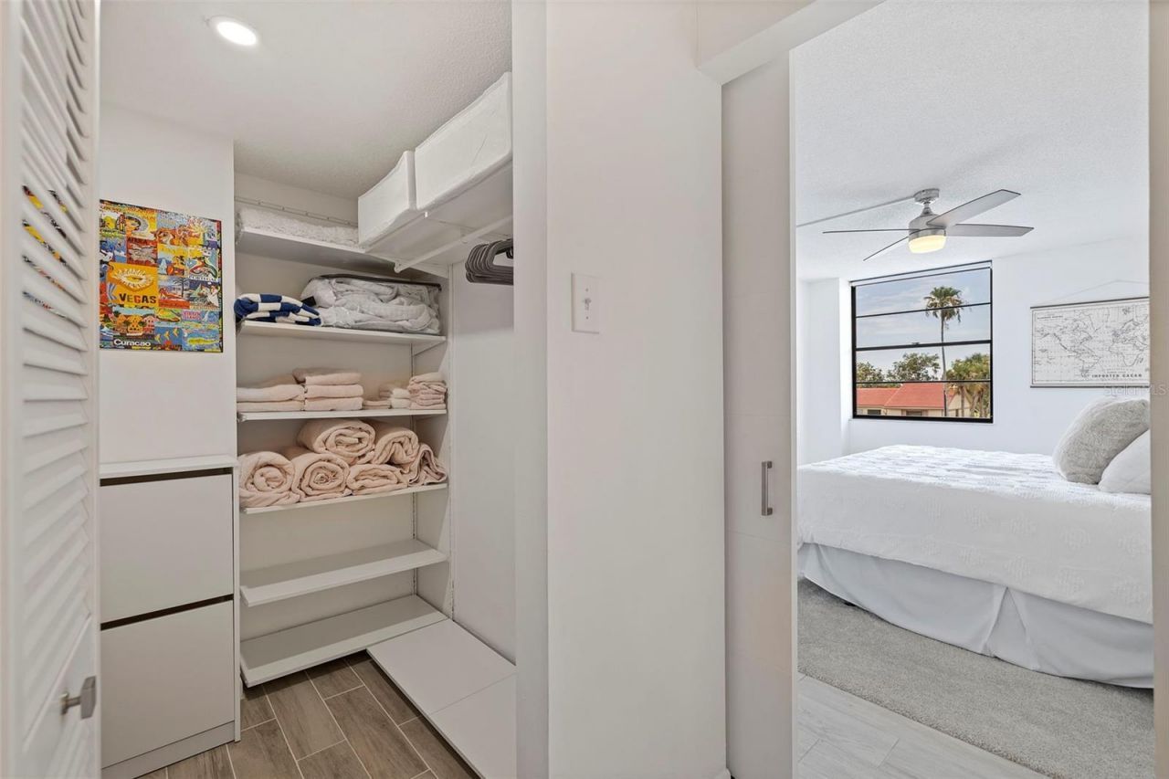 6145 Sun Boulevard, Unit 304, Saint Petersburg, FL 33715 Photo