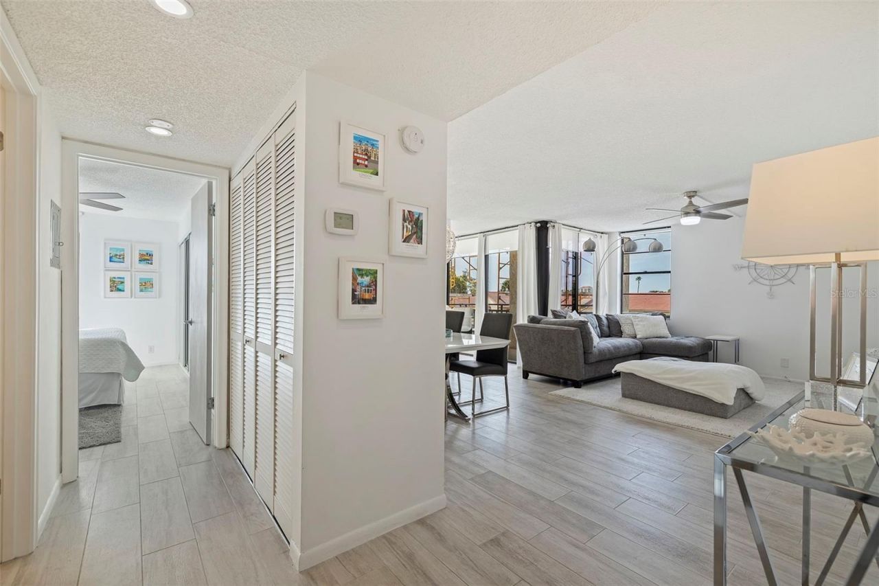 6145 Sun Boulevard, Unit 304, Saint Petersburg, FL 33715 Photo
