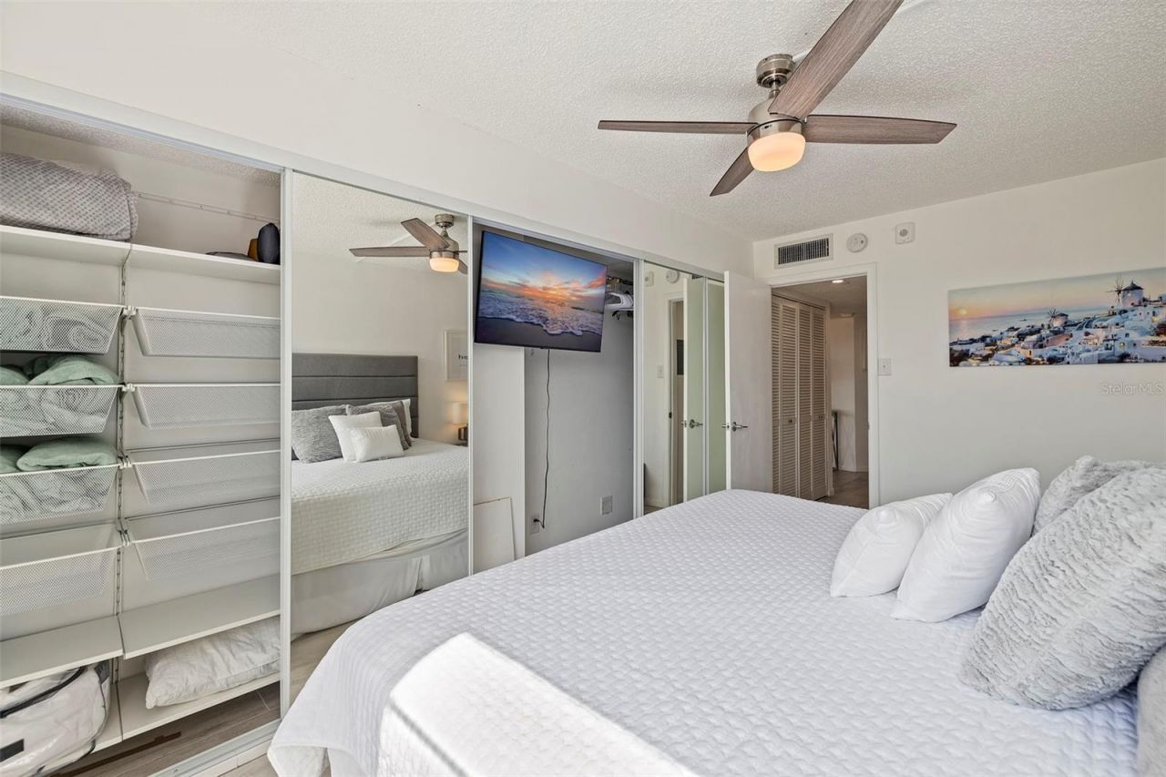 6145 Sun Boulevard, Unit 304, Saint Petersburg, FL 33715 Photo