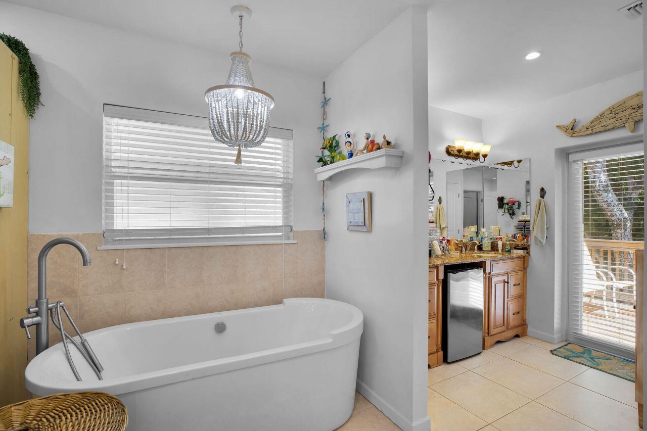 1041 Gibraltar Road, Key Largo, FL 33037 Photo