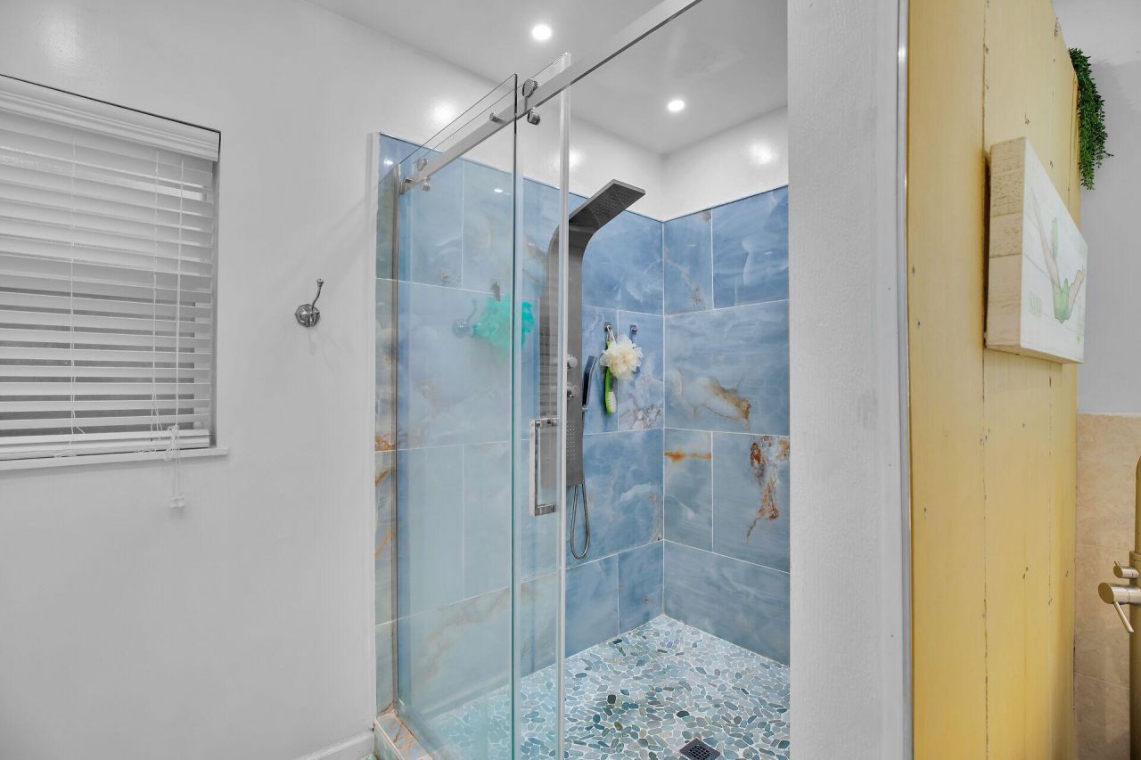 1041 Gibraltar Road, Key Largo, FL 33037 Photo