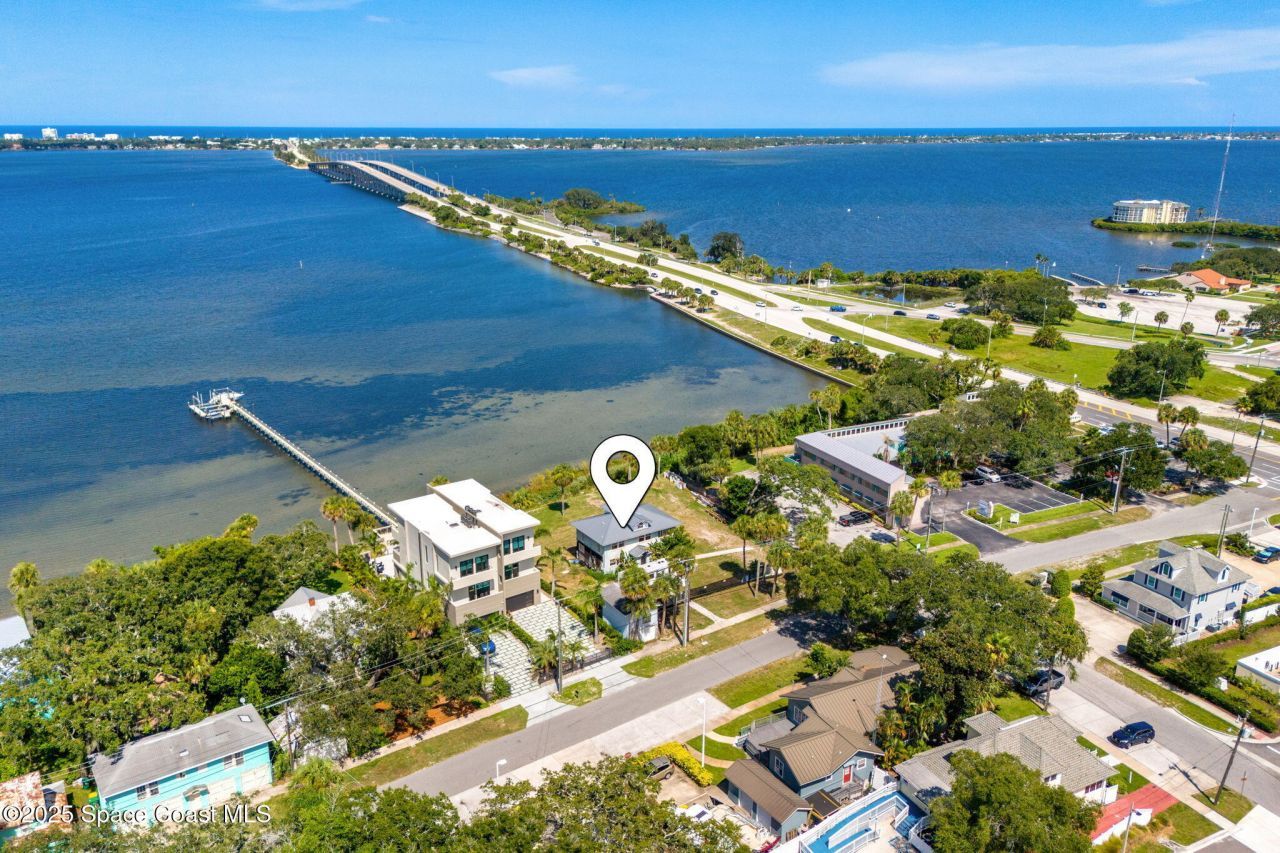 1811 Riverview Drive, Melbourne, FL 32901 Photo