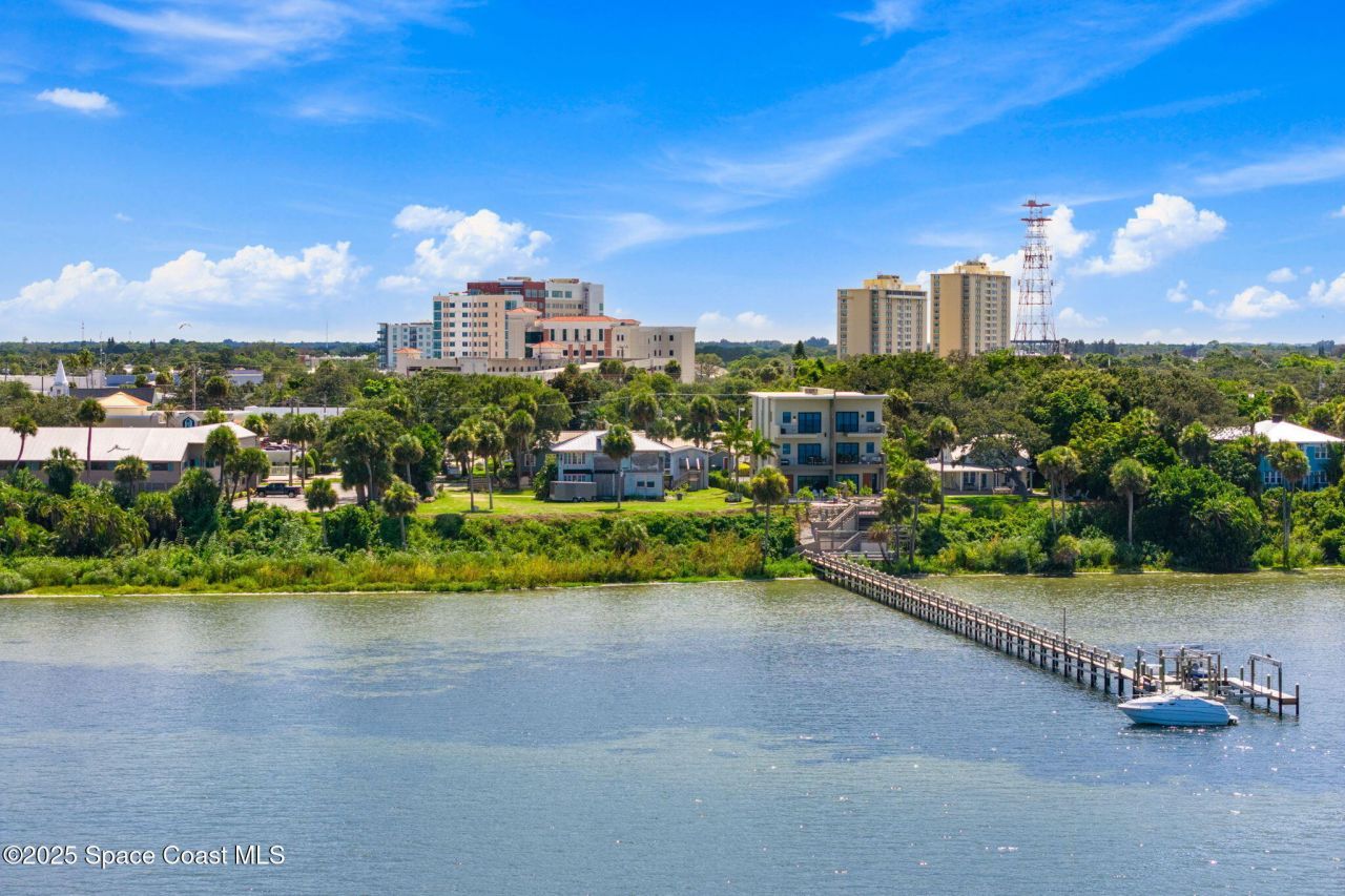 1811 Riverview Drive, Melbourne, FL 32901 Photo