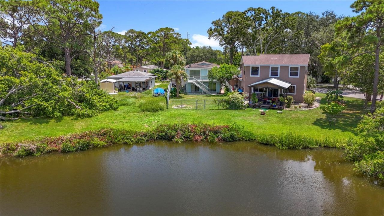 125 Mystic Lake Terrace N, Saint Petersburg, FL 33702 Photo