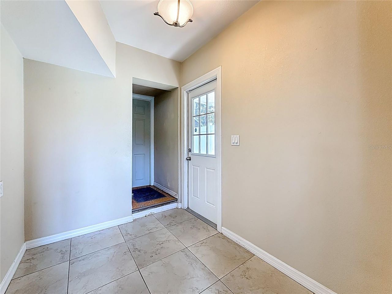 125 Mystic Lake Terrace N, Saint Petersburg, FL 33702 Photo