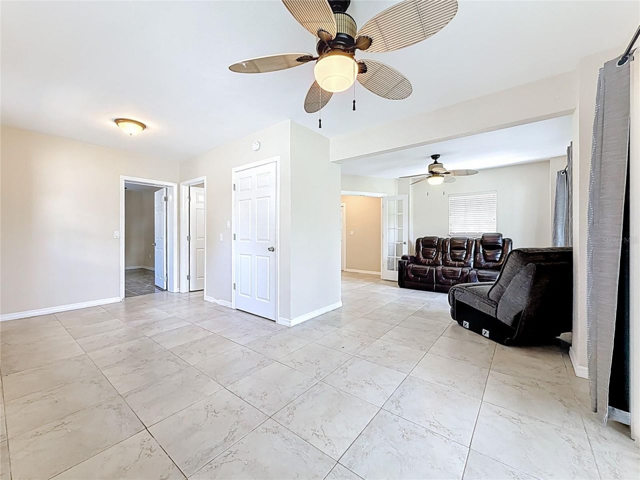 125 Mystic Lake Terrace N, Saint Petersburg, FL 33702 Photo