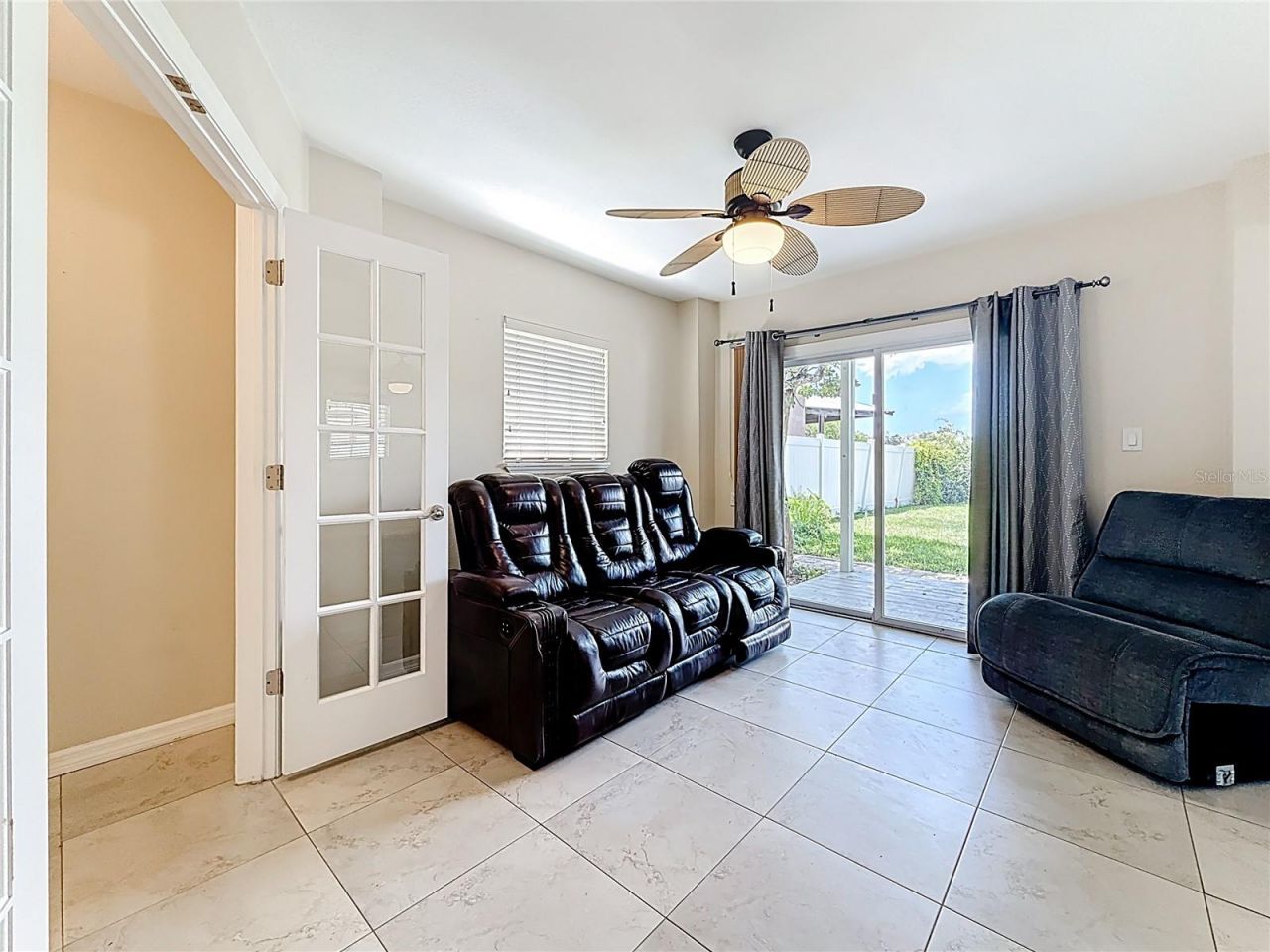 125 Mystic Lake Terrace N, Saint Petersburg, FL 33702 Photo