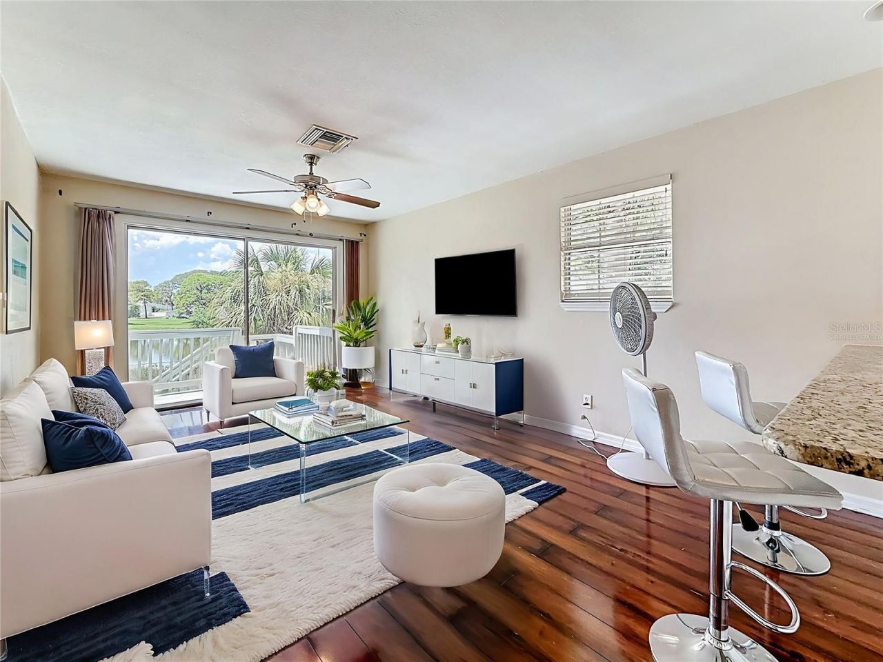 125 Mystic Lake Terrace N, Saint Petersburg, FL 33702 Photo