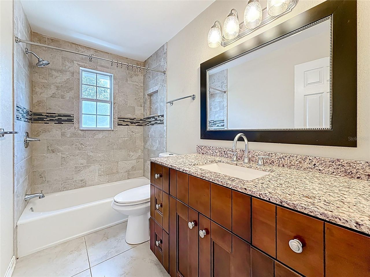 125 Mystic Lake Terrace N, Saint Petersburg, FL 33702 Photo