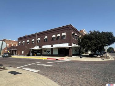 401 5th Street, Fairbury, NE 68352