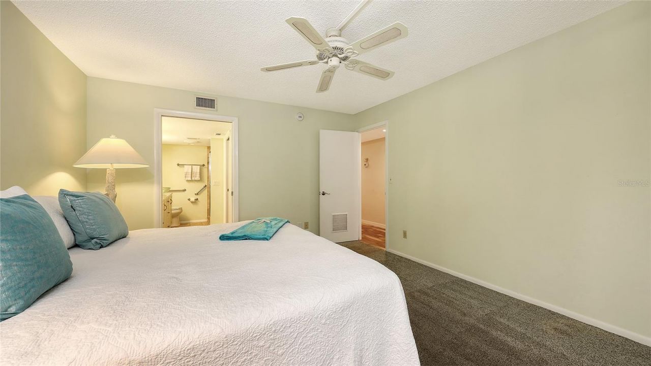 8779 Midnight Pass Road, Unit 401H, Sarasota, FL 34242 Photo