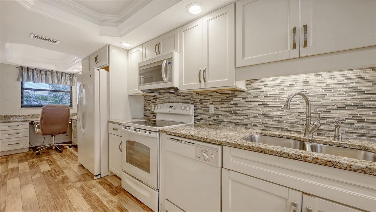 8779 Midnight Pass Road, Unit 401H, Sarasota, FL 34242 Photo