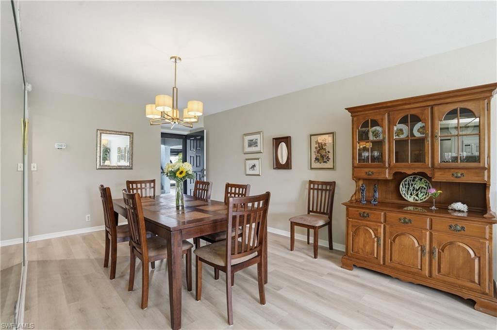 5905 Trailwinds Dr, Unit 816, Fort Myers, FL 33907 Photo