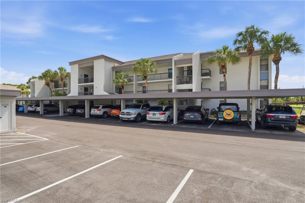 5905 Trailwinds Dr, Unit 816, Fort Myers, FL 33907 Photo