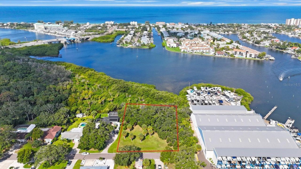 145th Lane, Largo, FL 33774 Photo