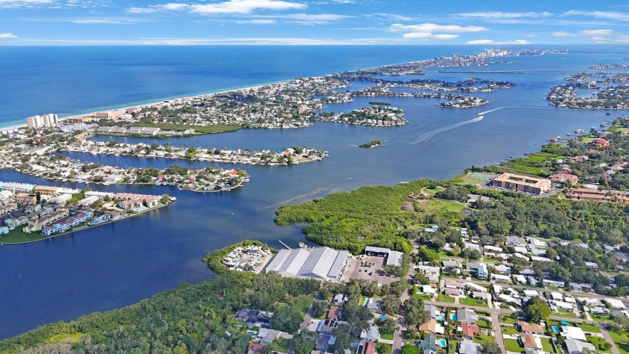 145th Lane, Largo, FL 33774 Photo