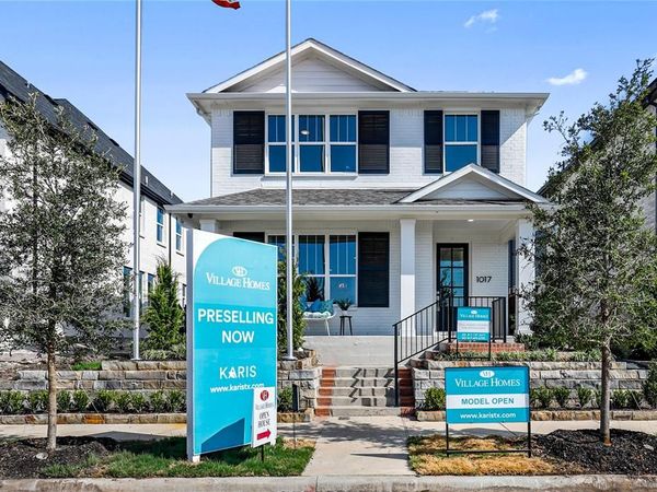 1017 Karis Boulevard, Crowley, TX 76036