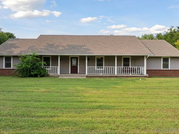 11901 Laurel Lane, Claremore, OK 74017