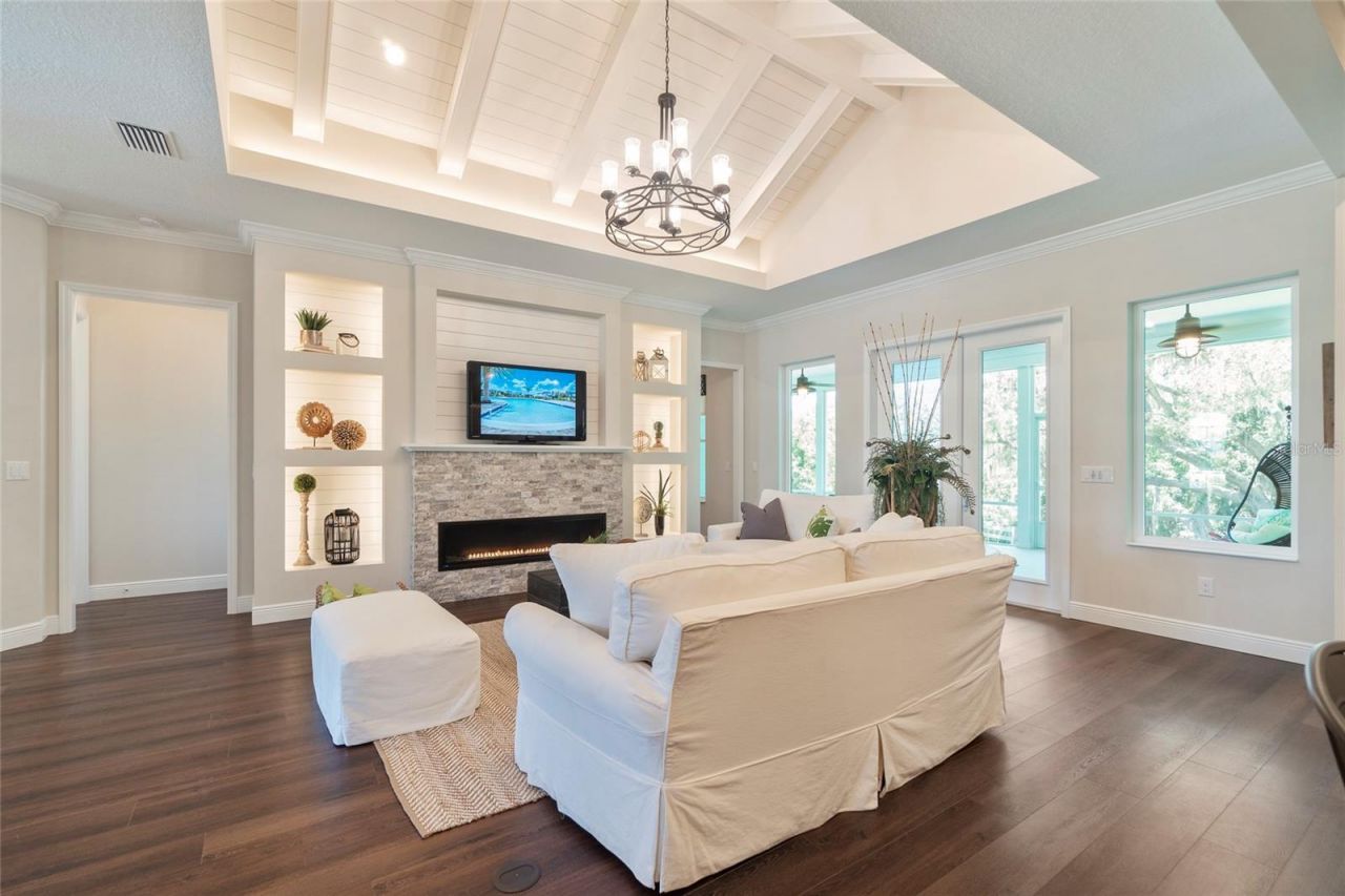 1202 Fiesta Key Circle, Lady Lake, FL 32159 Photo