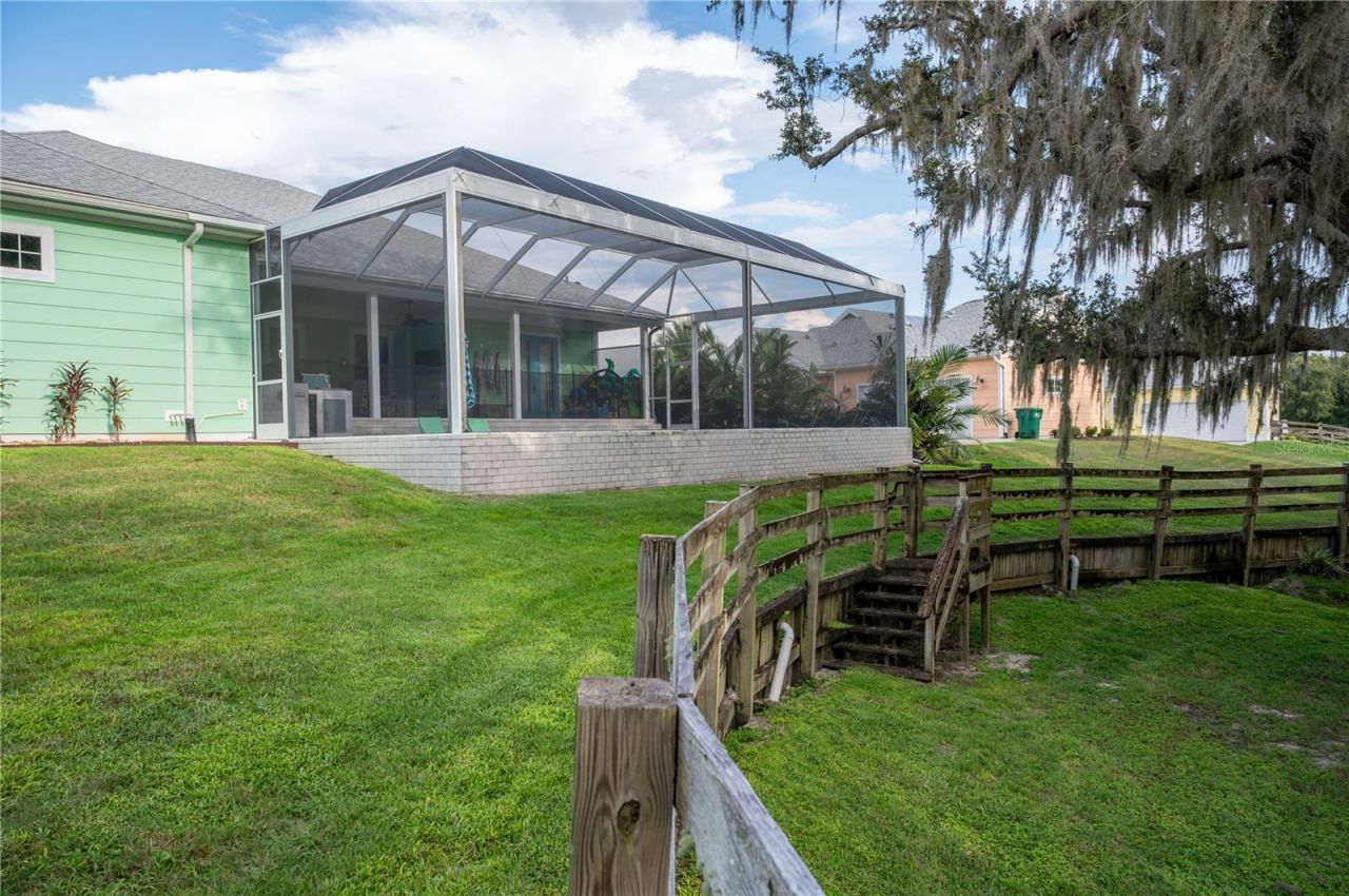 1202 Fiesta Key Circle, Lady Lake, FL 32159 Photo