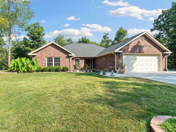 7221 E State Highway 90, Pineville, MO 64856