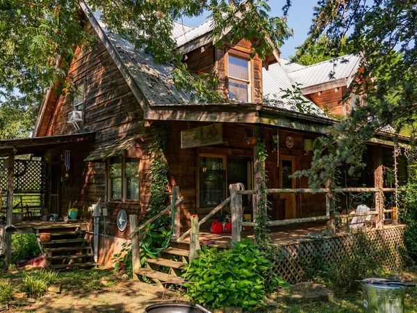 2359 Gooseneck Road, Sparta, TN 38583