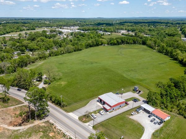 1036 Old Smithville Rd, McMinnville, TN 37110