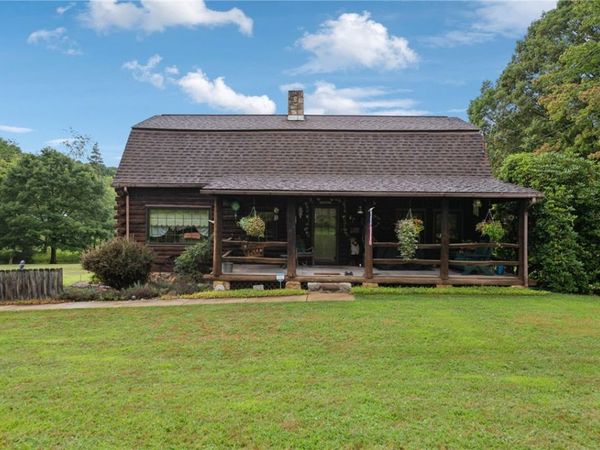 123 Crestview Rd, Acme, PA 15610